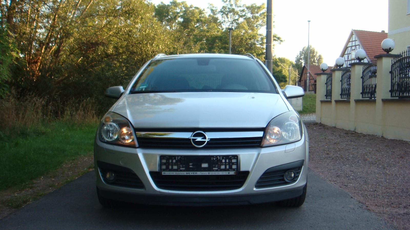 Opel Astra 2006 — engine 1.248 cm³, 90 HP (66kW)