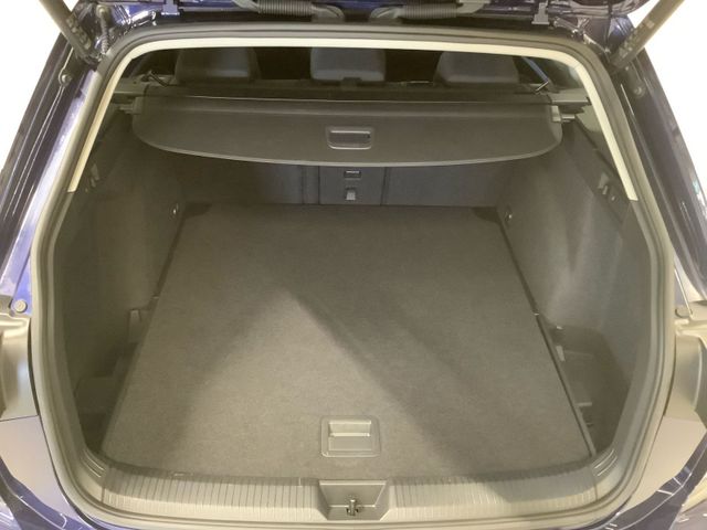 Golf Variant Style 1,5eTSI 110 kW DSG Matrix, S