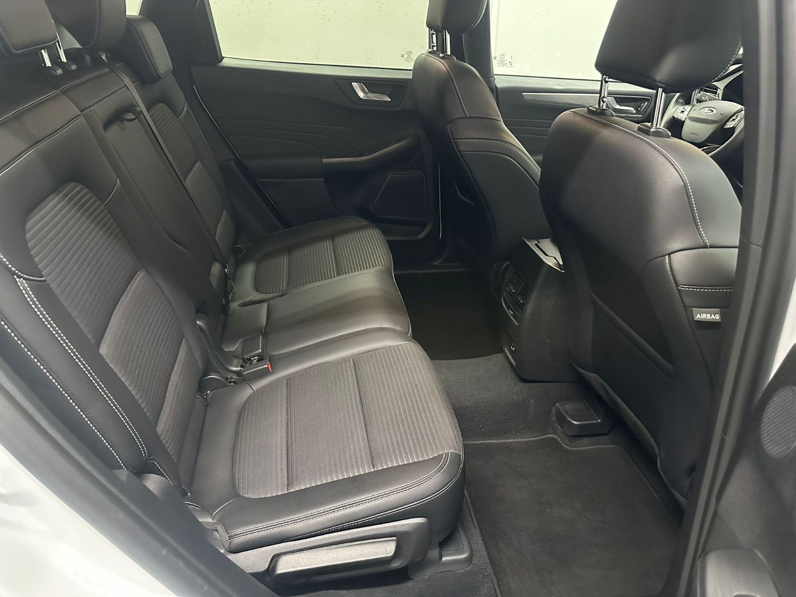 Fahrzeugabbildung Ford Kuga 1,5 EcoBlue Titanium X AUTOMATIC*AHK*KAMERA