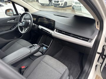 BMW 225e xDrive DAB Parkassistent Shz