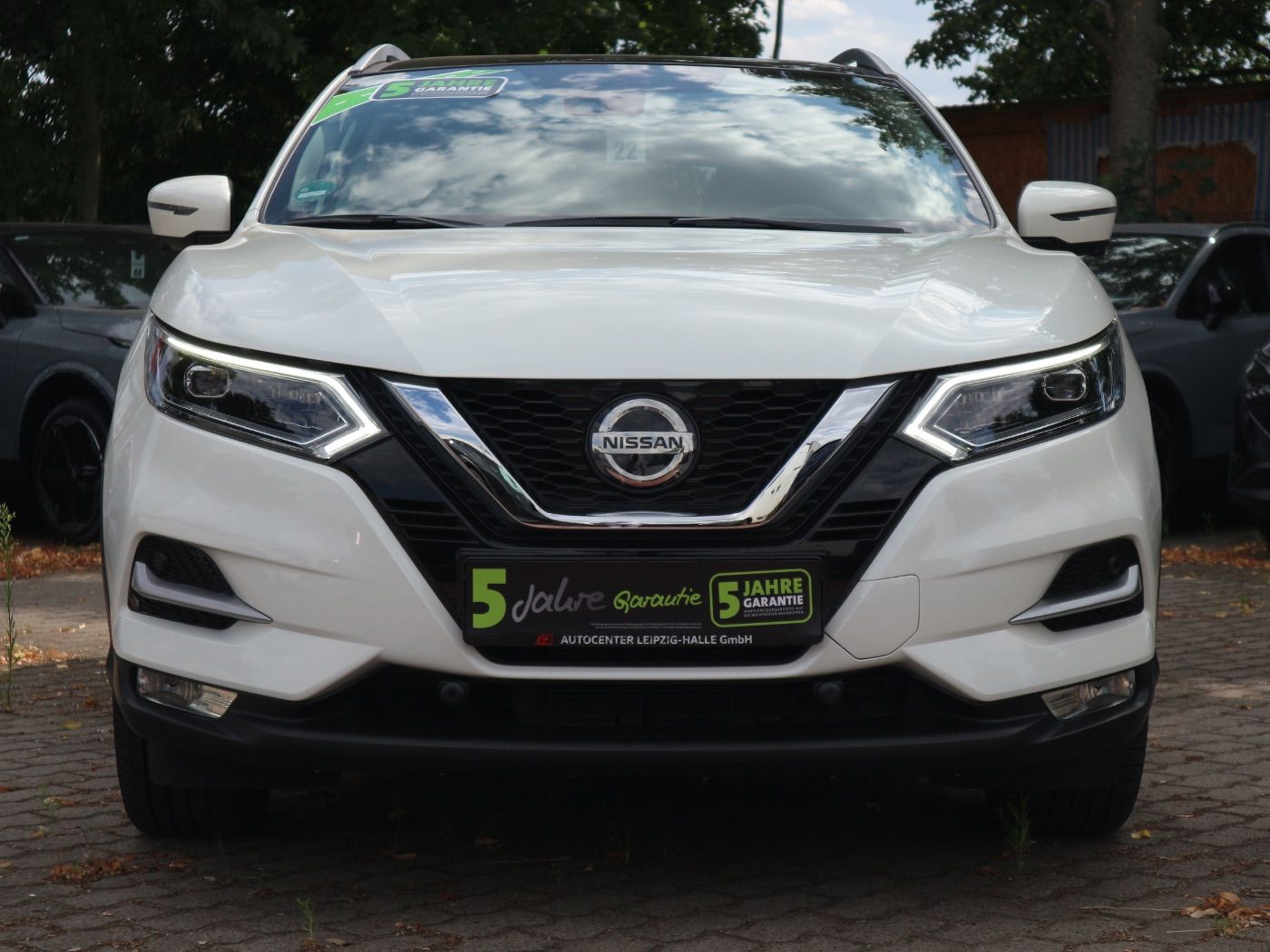 Nissan Qashqai 1.3 DIG-T Akari Panorama 360° LED imagem 3
