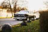 Oldsmobile 88 Holiday 2dr Hardtop Coupé / mild customized - Oldsmobile: 88