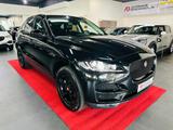 Jaguar F-PACE 2.0d Prestige AWD*Rentnerfzg*19Tkm*S-Heft - Jaguar F-Pace in Duisburg