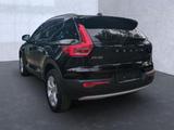 Volvo XC 40 Momentum Pro 2WD - Volvo XC40 Gebrauchtwagen in München