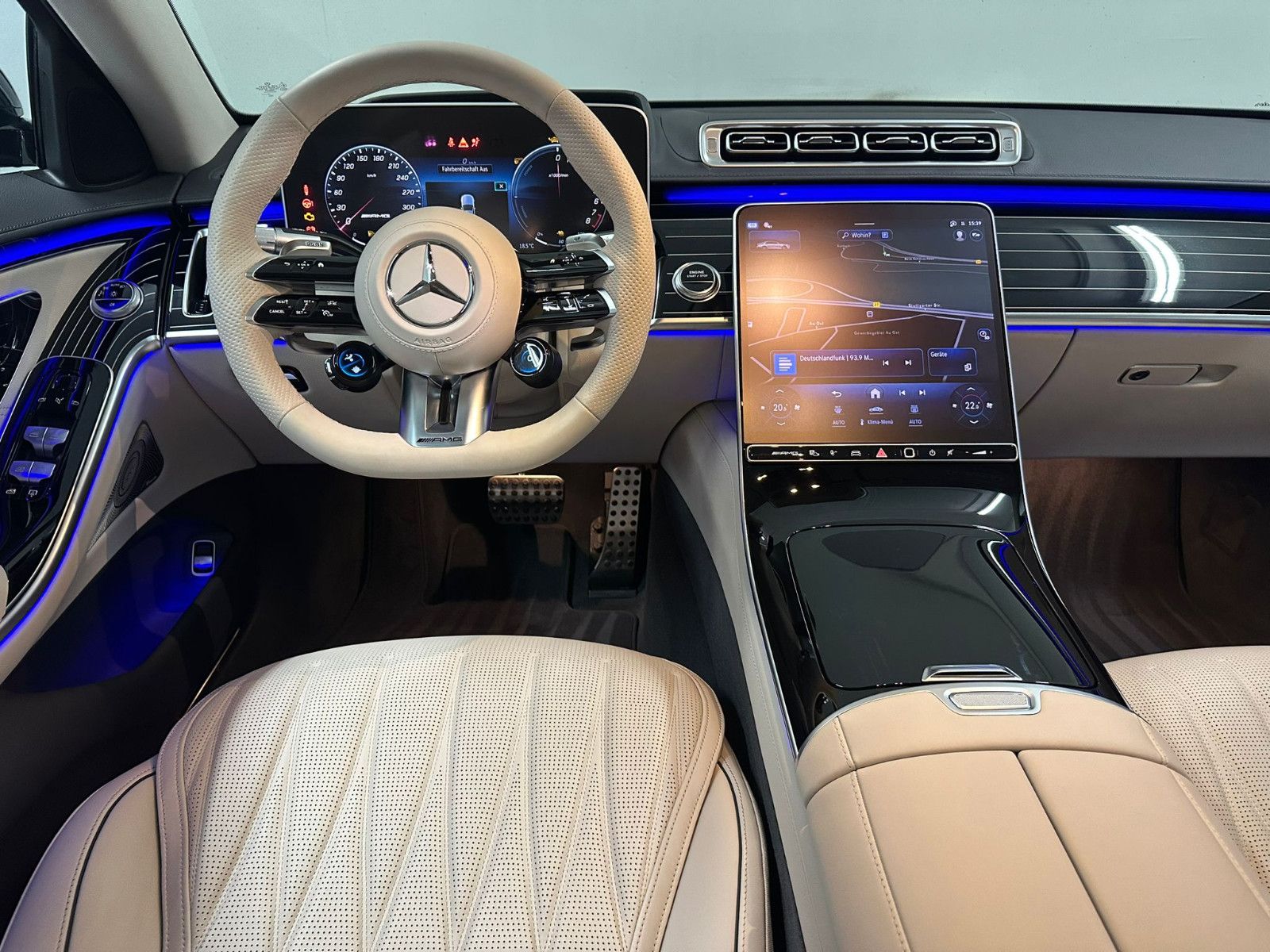 Fahrzeugabbildung Mercedes-Benz S 63 E Performance L  *KERAMIK*PANORAMA*TV*