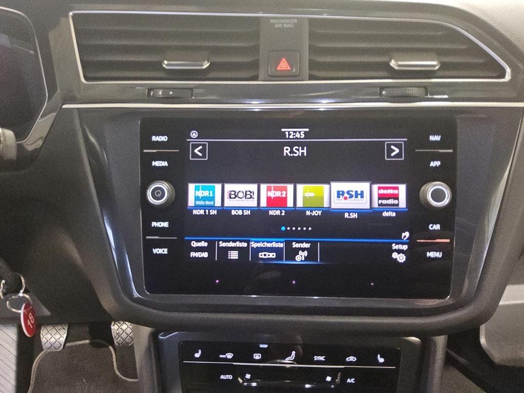 Fahrzeugabbildung Volkswagen Tiguan Allspace Life TDI *Standhzg*Navi*Cam*LED*