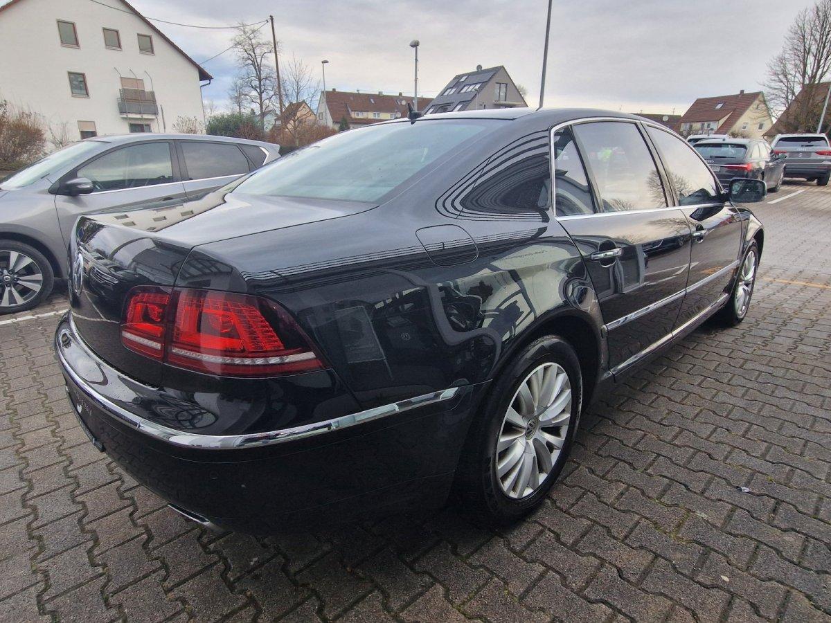 Volkswagen Phaeton V8  ACC Xenon Leder Kamera Dynaudio Stan