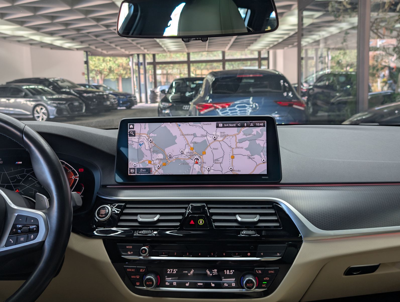 Fahrzeugabbildung BMW 530 i M Sport Tour. LEDER MEMO VIRT LED APP PANO