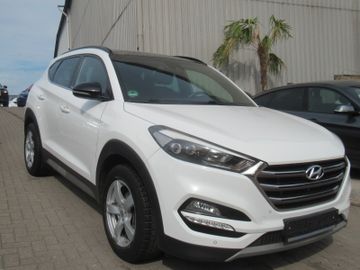 Hyundai TUCSON - 1