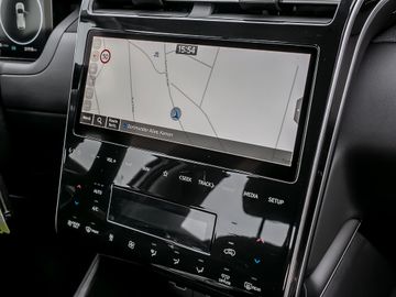 Hyundai Tucson 1.6 T-GDI NX4 Basis 4WD Autom Navi Kamera