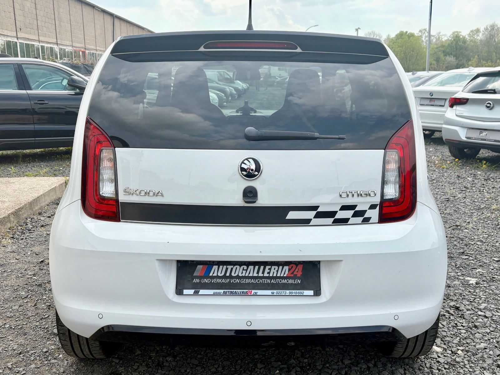 Fahrzeugabbildung SKODA Citigo 1.0 MPI Monte Carlo Tempo Klima 16" SPORT