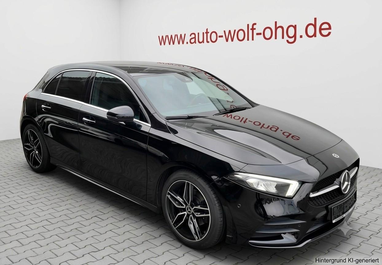 Mercedes-Benz A 180 AMG Line 7G-DCT Navi, LED, PTS...