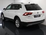 Volkswagen Tiguan Allspace 2.0 TDI 4M DSG Highline Navi AHK - weiße Volkswagen Tiguan Allspace