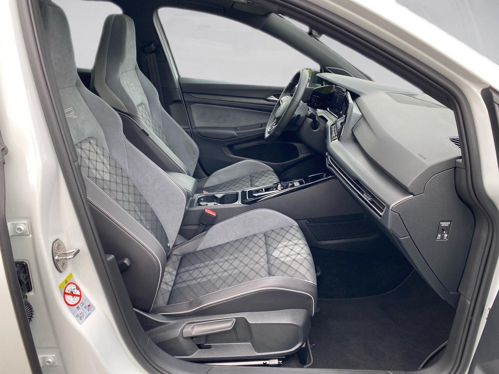 Volkswagen Golf 1.5 eTSI R-Line DSG BlackStyle LED Navi ACC, миниатюра 10