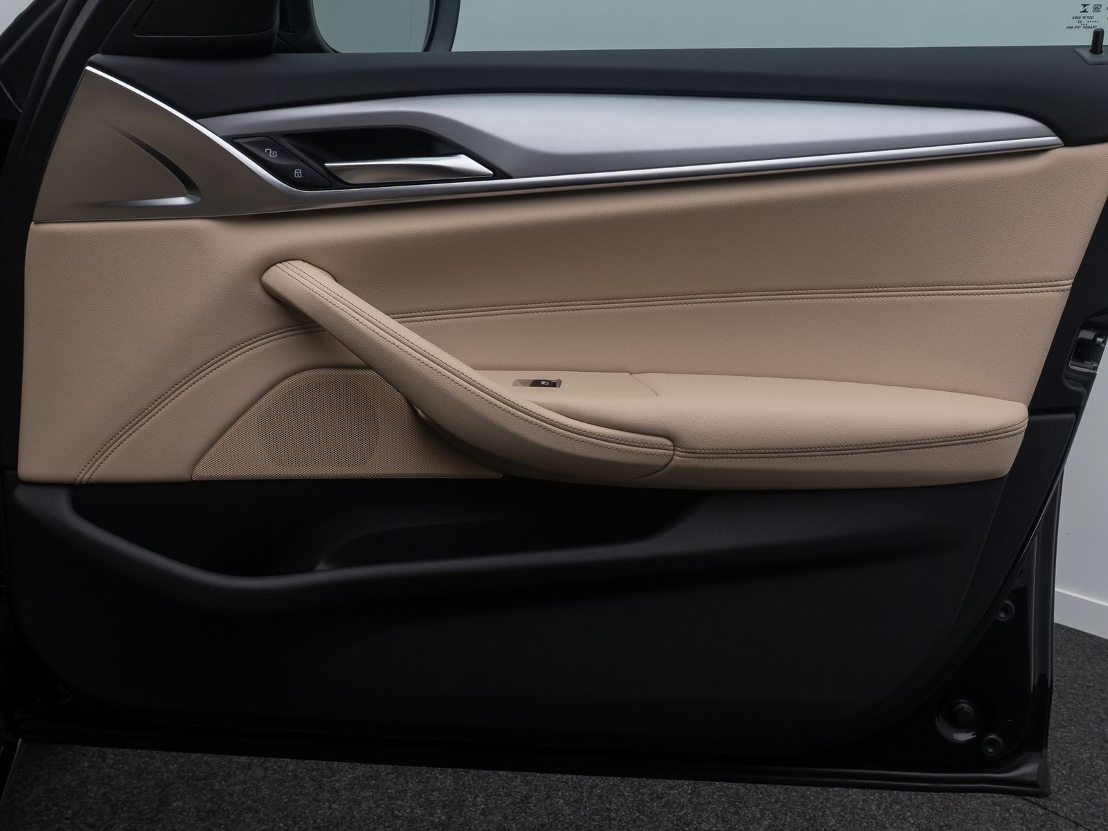 Fahrzeugabbildung BMW 520i HUD HiFi DAB Kamera Leder Alarm 4xKlima