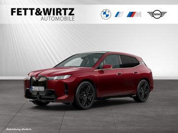 BMW Leasingangebot: BMW iX xDrive45 Inkl. € 1.190 Zubehörbonus*Lr. 829,-