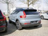 Volvo XC40 T3 R Design - Volvo XC40 mit Benzin-Antrieb: Alcantara
