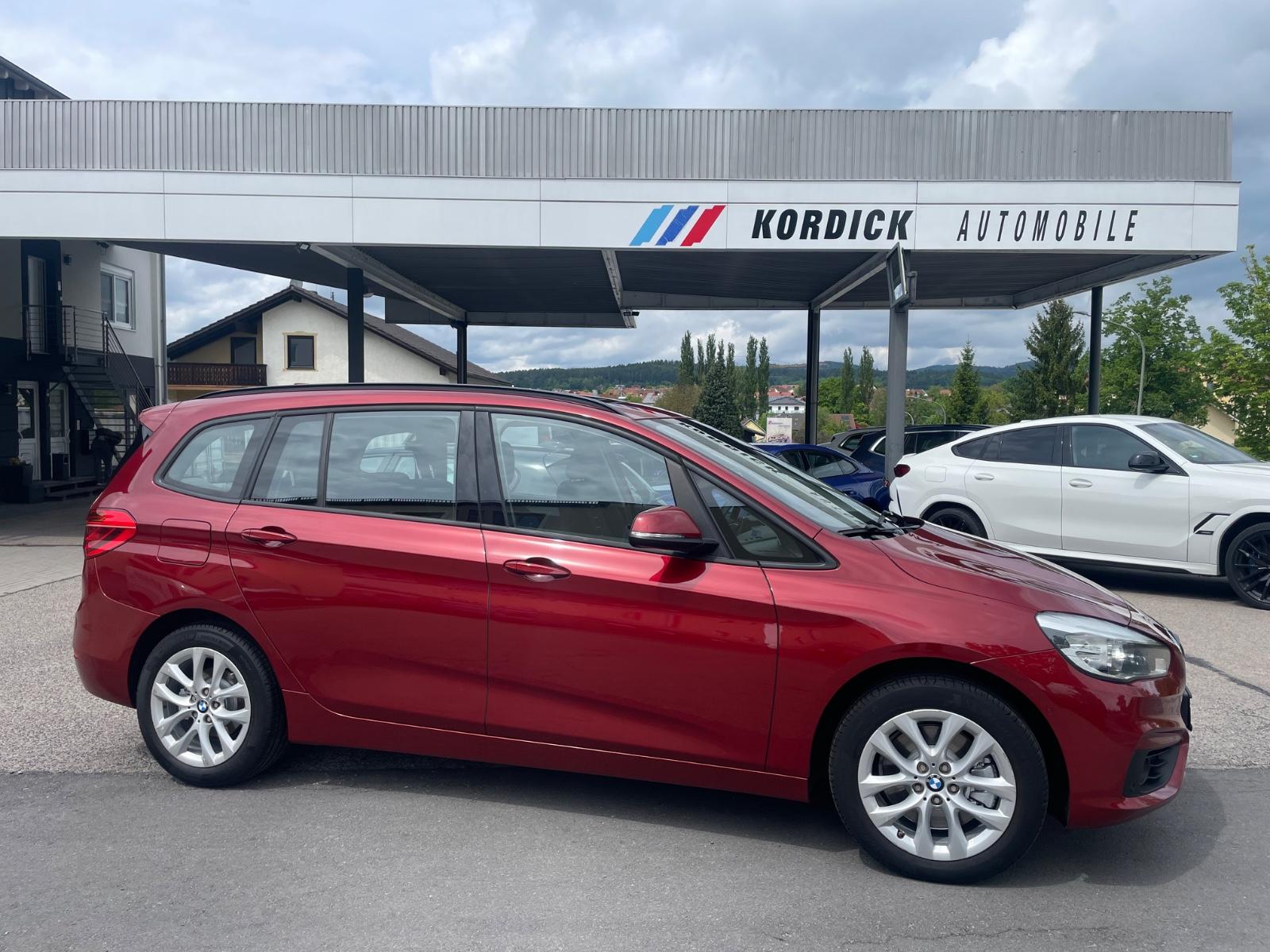 BMW 220d GRAN TOURER 7-Si/NAVI+/LED/AHK/PANO