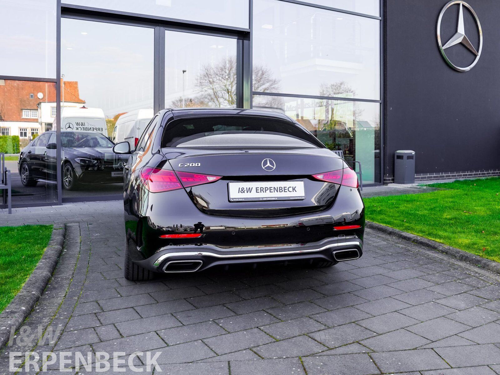 Fahrzeugabbildung Mercedes-Benz C 200 AMG Distronic AHK 360° DigitalLight Memory