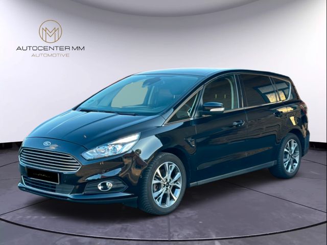 Ford S-Max 2,0 Titanium Automatik* Kamera* Navi* LED*