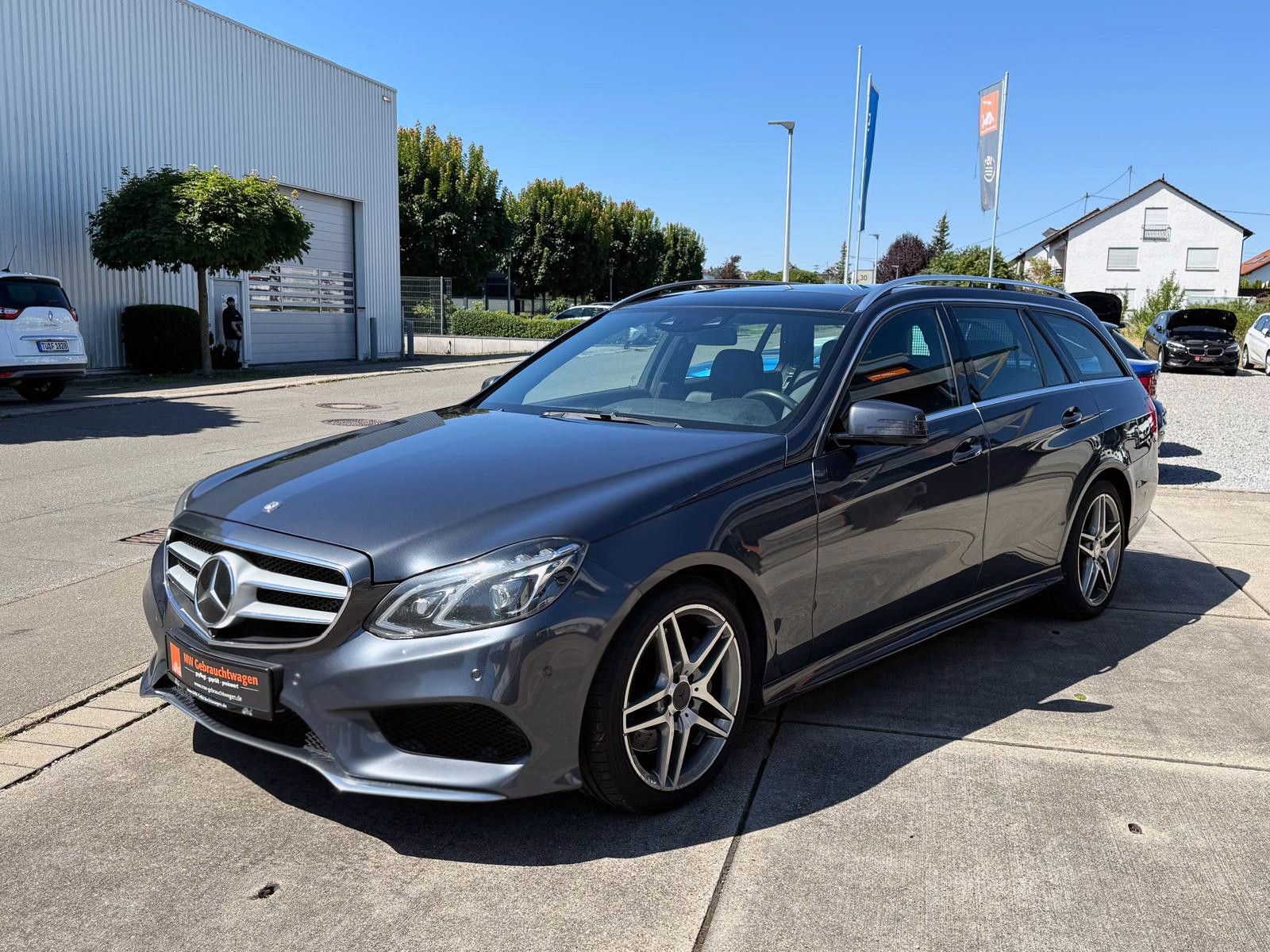 Fahrzeugabbildung Mercedes-Benz E 350 Avantgarde Bluetec MwSt. AHK 360° H&K  ACC