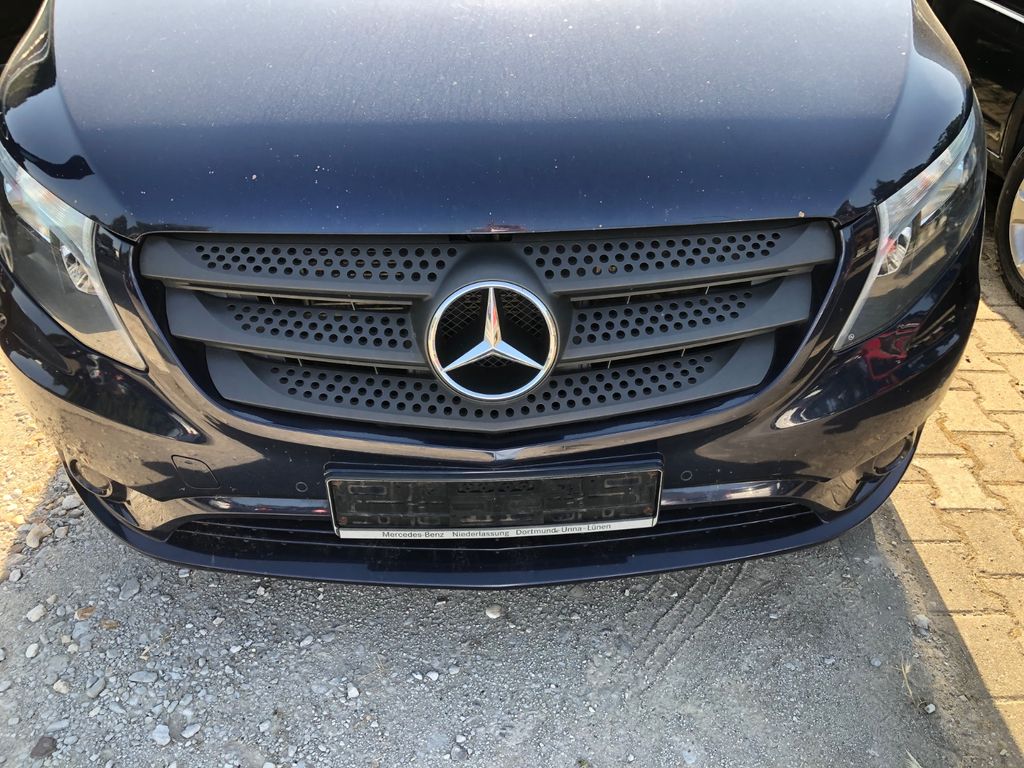 Image of Mercedes-Benz Vito