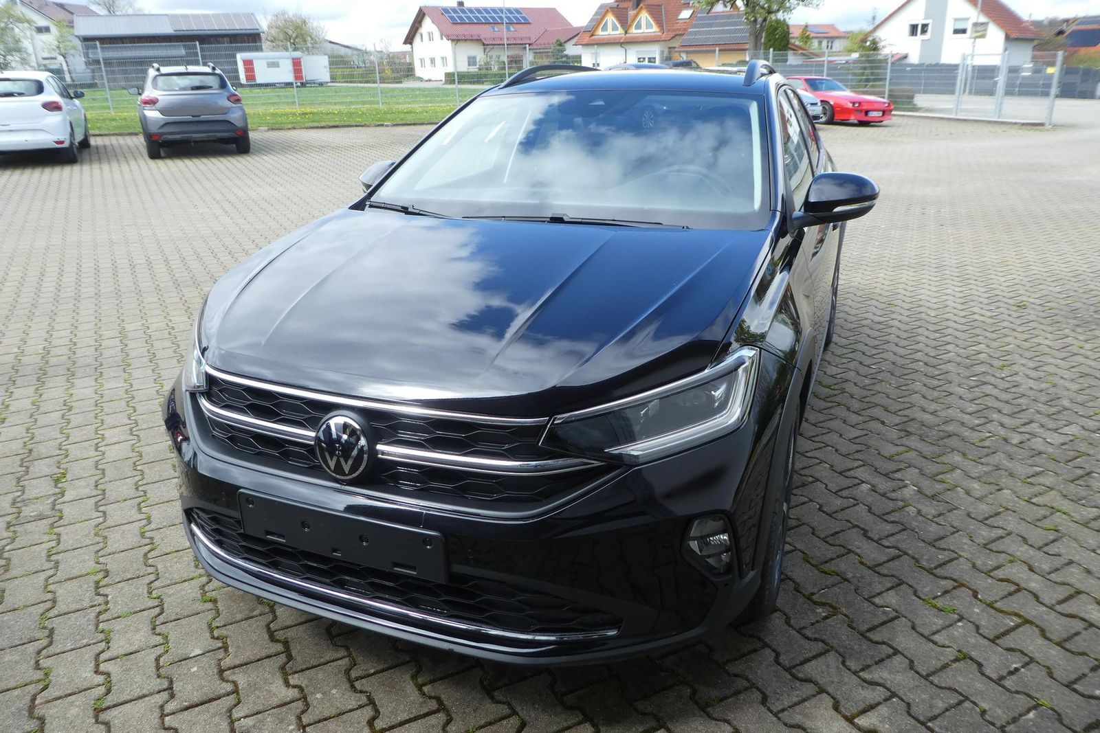 Volkswagen Taigo Advanced 1.0 TSI DSG 85 kW (116 PS), Au... imagem 2
