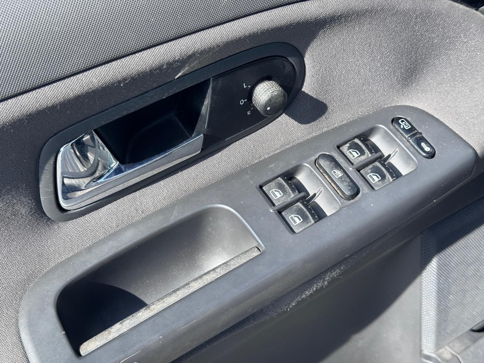 Fahrzeugabbildung Volkswagen SHARAN 1.9 TDI TRENDLINE/8xBEREIFUNG