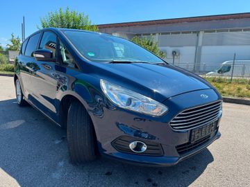Ford S-Max - 9