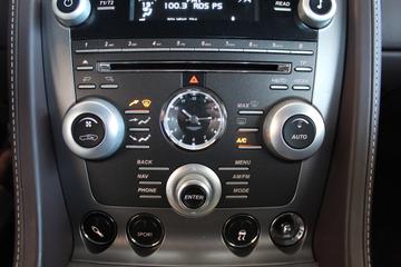 2012 Aston Martin DB9 缩略图 15