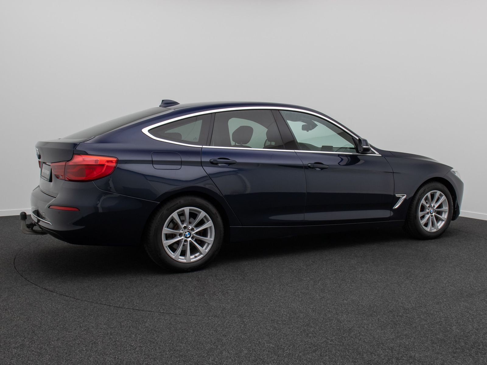 Fahrzeugabbildung BMW 320d Gran Turismo Luxury Line Alarm HUD Kamera D
