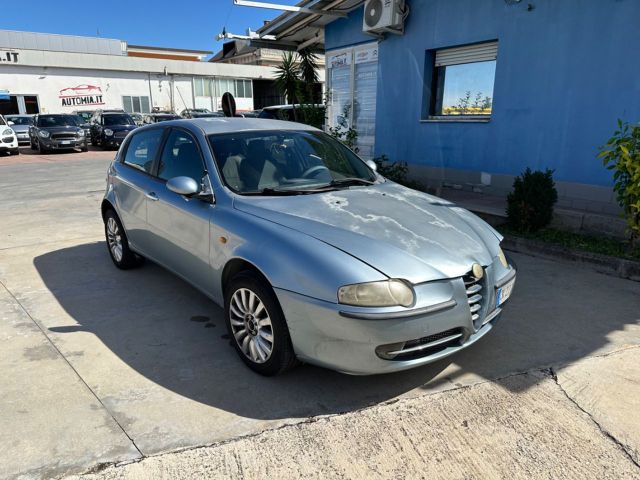 Alfa Romeo 147 1.9 JTD (115 CV) cat 5p. Distinct