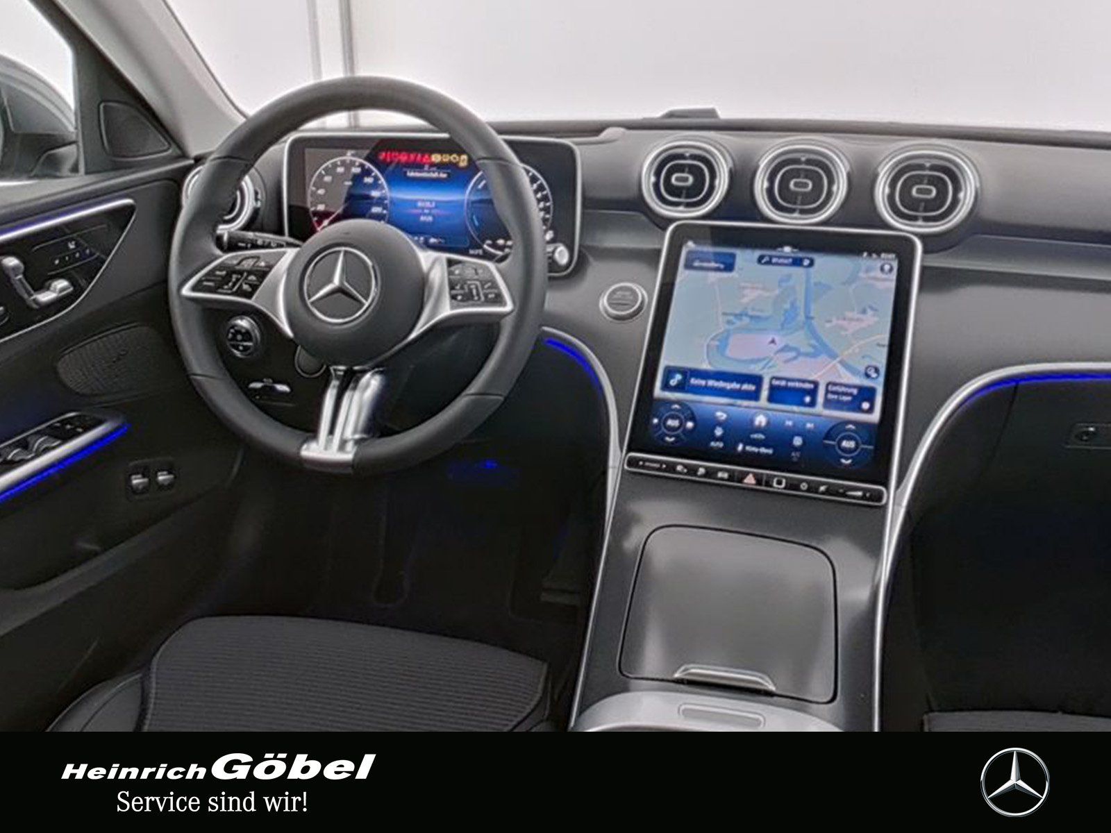 Fahrzeugabbildung Mercedes-Benz C 300 e T AVANTGARDE+AHK+HUD+360°+PANO+FAHRASSI