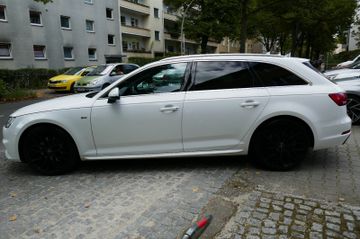 Fahrzeugabbildung Audi A4 Avant quattro  S line Sport / Plus,