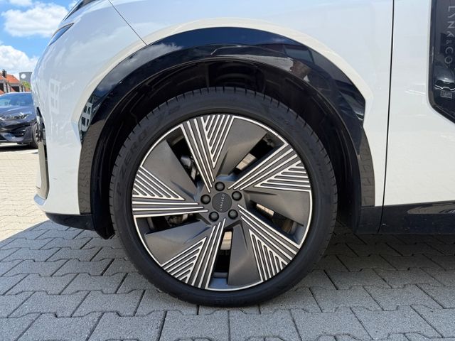 Lynk & Co 08