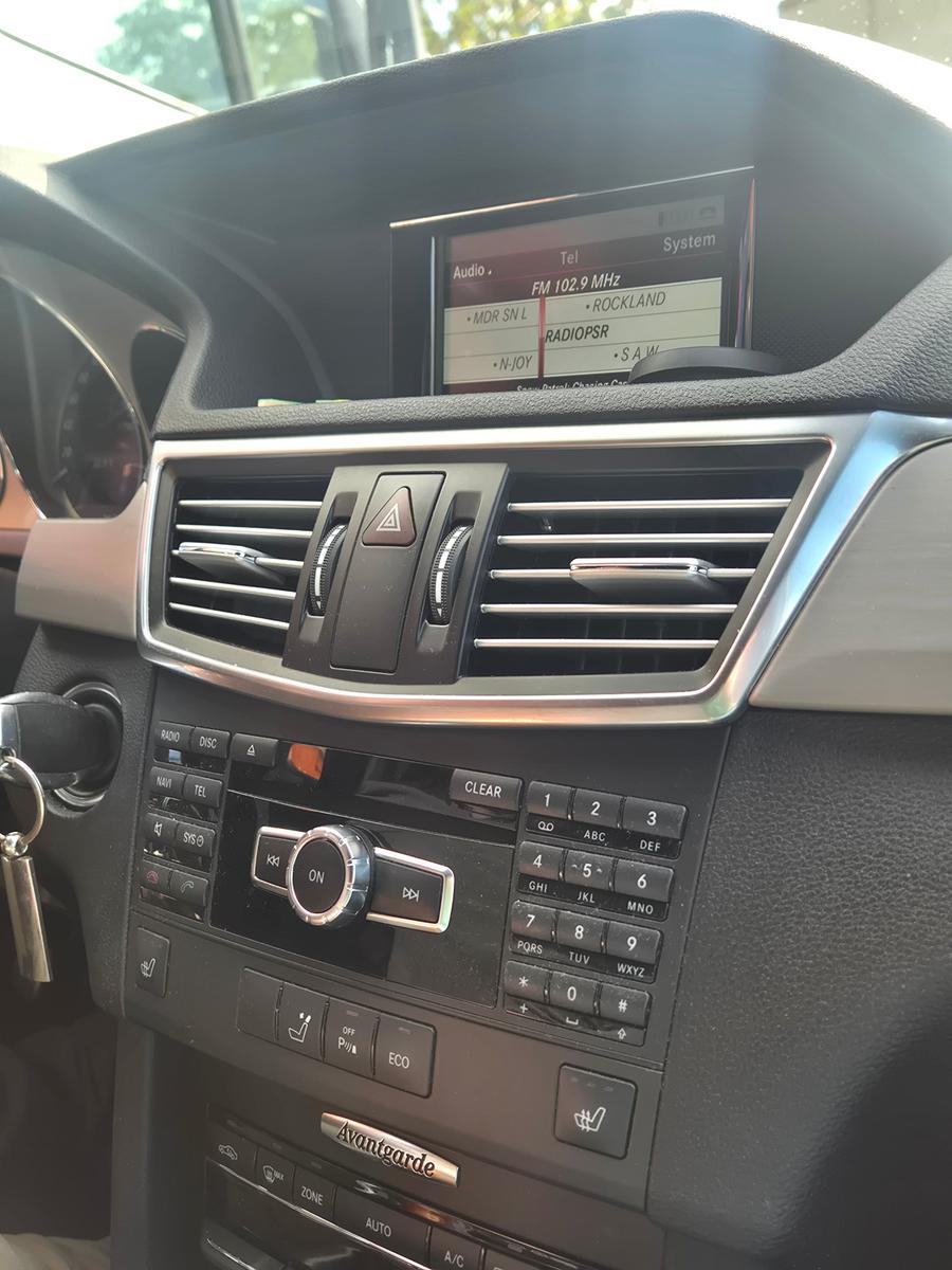 Mercedes-Benz E 220 CDI T Avantgarde