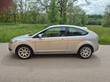 Ford Focus 1,6 ,NUR 30000 km, Rentnerfahrzeug, Top - Ford Focus: 1.6