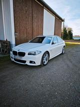 BMW F10 525d LCI M Paket Automatik TÜV NEU - BMW 525 Gebrauchtwagen in München
