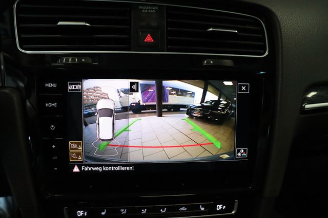 Fahrzeugabbildung Volkswagen Golf VII Lim Highline R-Line|PANO|LED|ACC|KAMERA