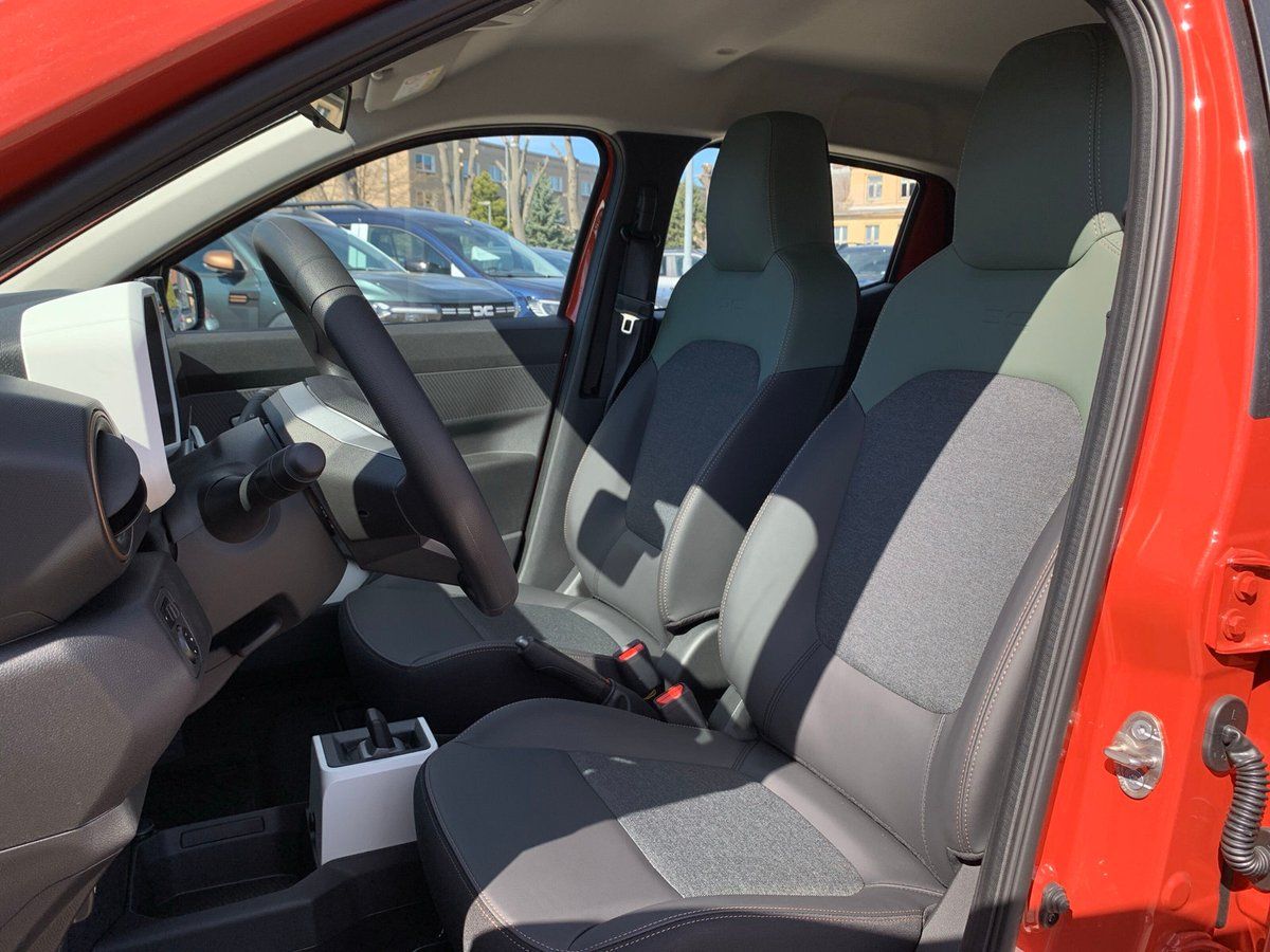 Dacia Spring - Bild 9