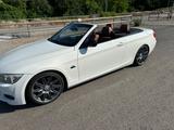 BMW 325i Cabrio - LCI M Paket weiss - BMW 325: 325i M Paket