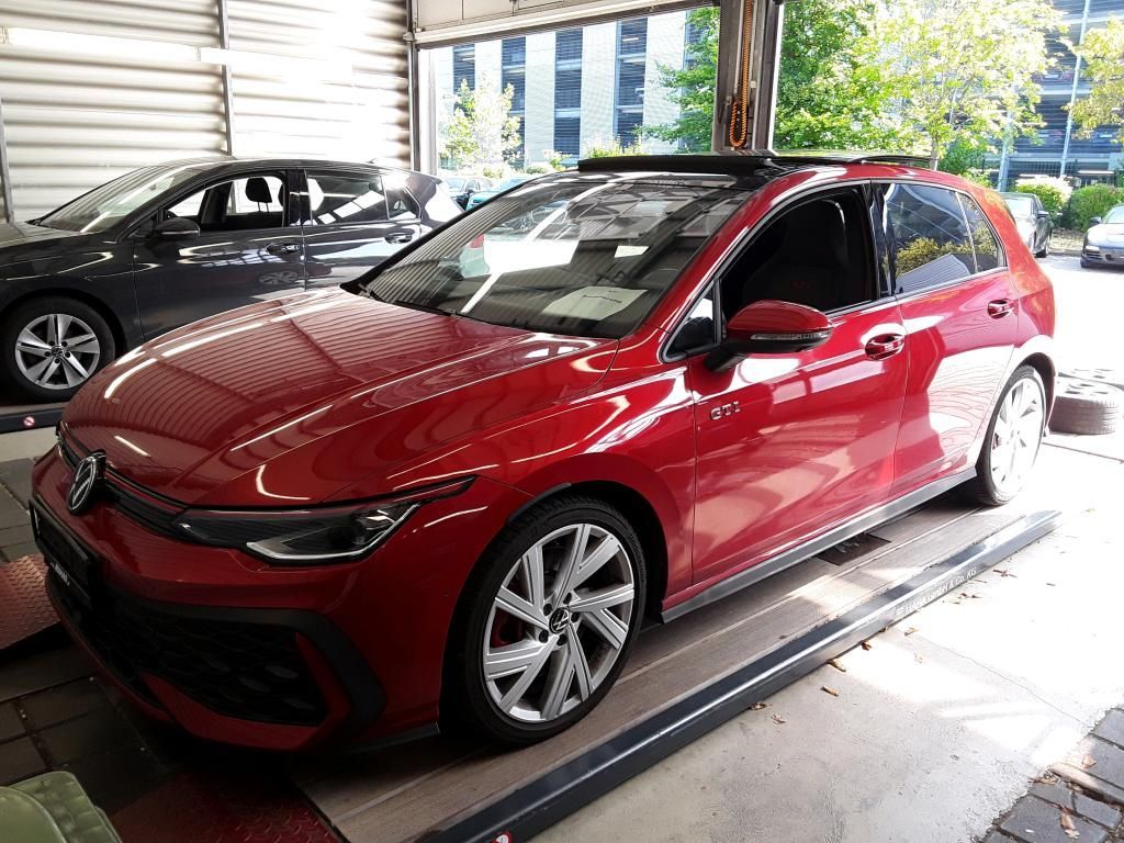 Volkswagen Golf - Bild 2