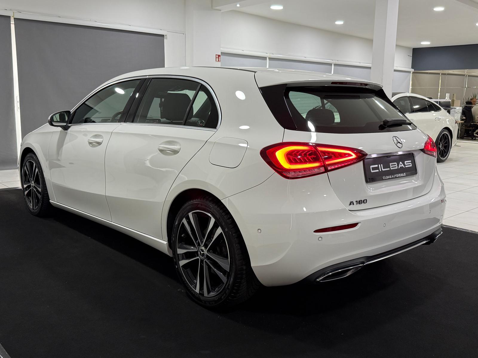 Mercedes-Benz A 180 7G Edition 19*WIDE*AMBIENTE*LED*LEDER*KAM*