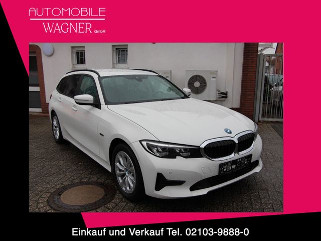 BMW 330e Touring  Advantage Aut. LED*LEDER*NAV/85412