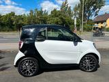 Smart ForTwo coupé 60kW EQ Batterie Leder | Panoramada