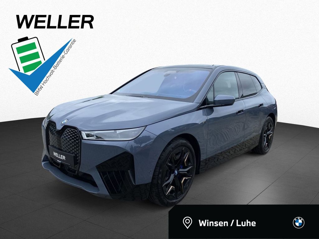 BMW iX