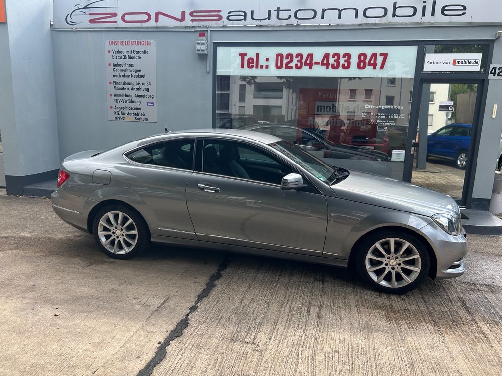Mercedes-Benz C 180 Coupe Autom.+Leder+Navi+Kamera+SHZ+LED+