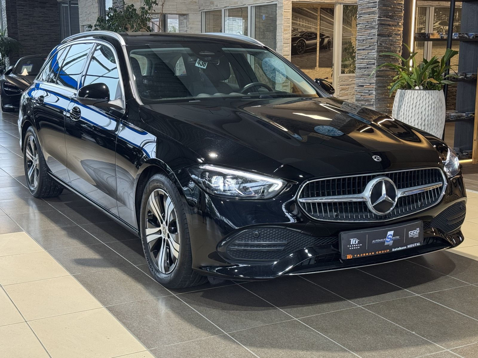 Mercedes-Benz C 200 d Avantgarde R.Cam Navi Ambiente ACC SHZ
