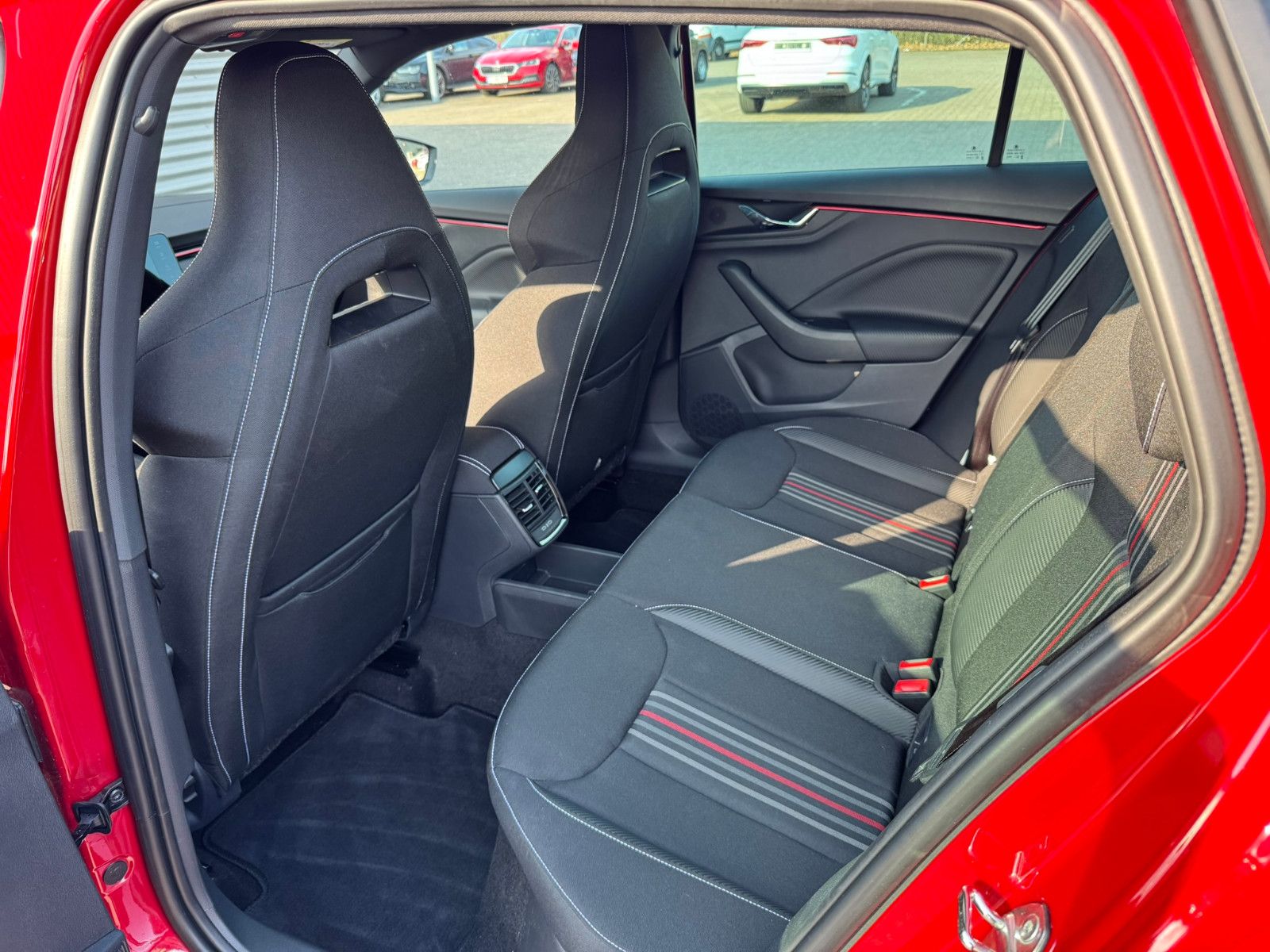 Fahrzeugabbildung SKODA Scala Monte Carlo 1.0 TSI Navi Tempomat LED