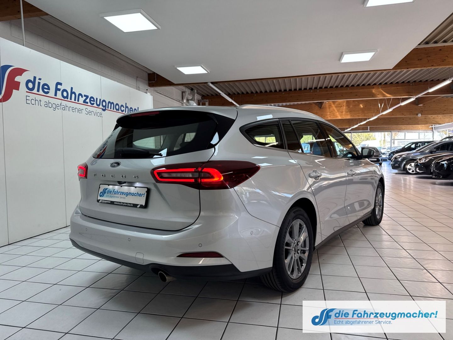 Fahrzeugabbildung Ford Focus Turnier Titanium 1.5 EcoBlue *Facelift*